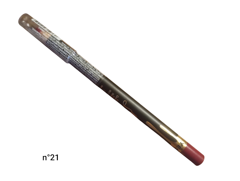 Crayons à lèvres et yeux