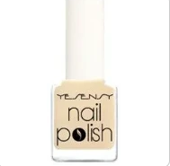 vernis à ongles nudes 1