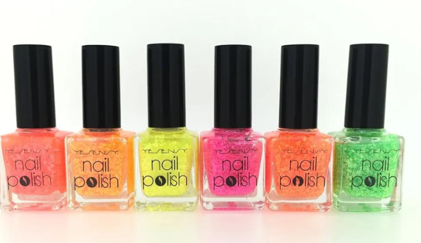 Vernis à ongles fluos